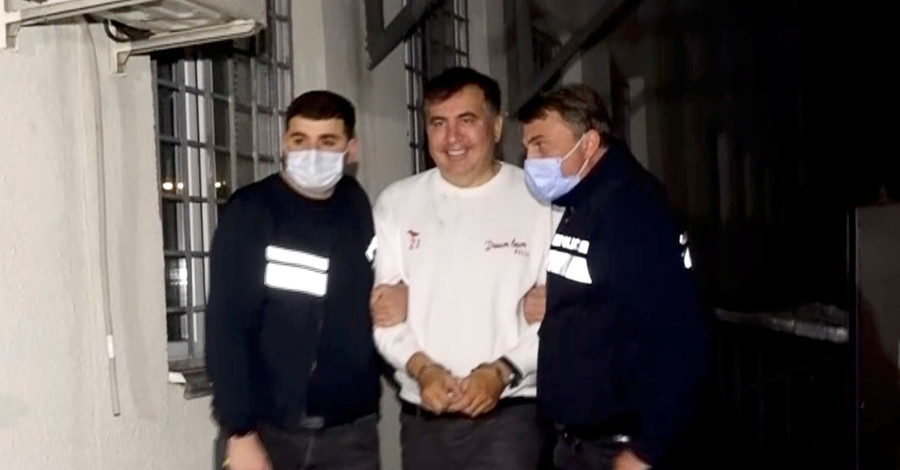 Владельцу квартиры в Тбилиси, в которой задержали Саакашвили, предъявили обвинение