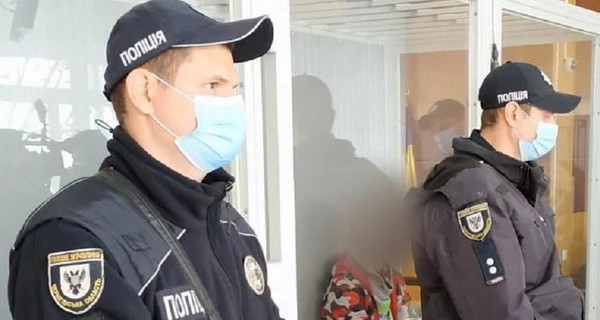 Чернігівський суд відправив під варту чотирьох хлопців, які забили до смерті поліцейського