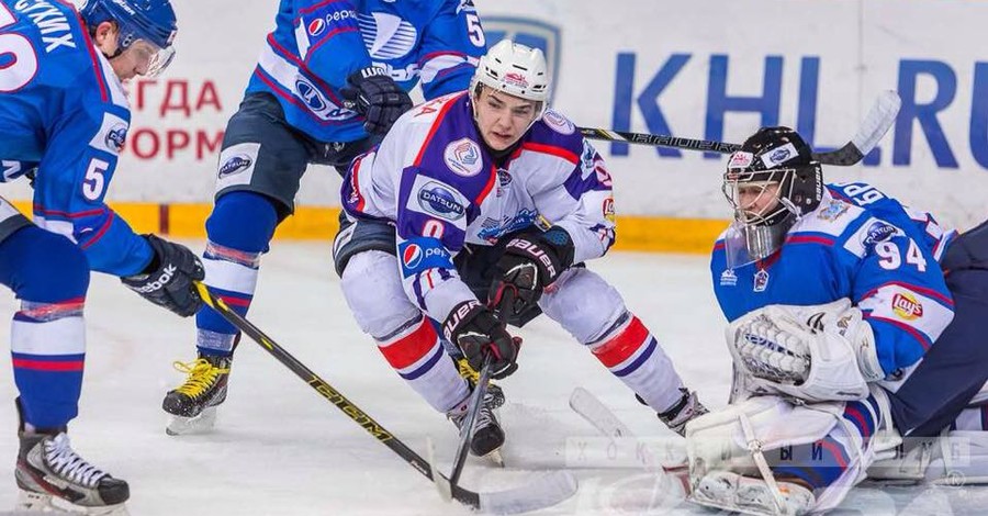 Нападающий ХК «Донбасс» Виталий Лялька: Хоккейную форму весом 15 кг надеваю 12-15 минут