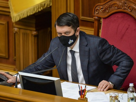 Разумков обвинил Корниенко в шантаже: Или назначь нашего руководителя Аппарата Рады или мы тебя снимем 