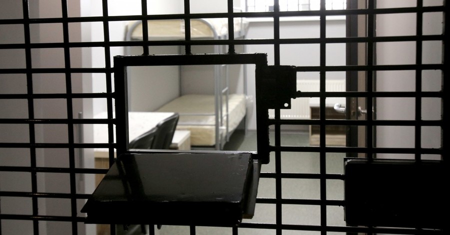 Тюрьмы для «воров в законе»: дорого и некого сажать