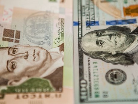 Курс валют на 11 октября, понедельник: доллар и евро выросли