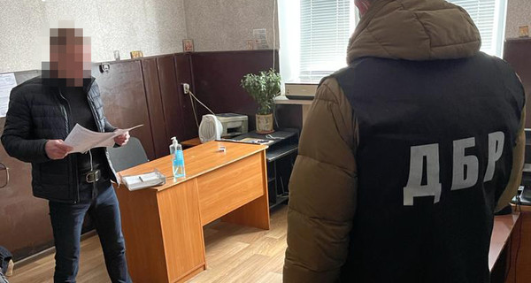 В Днепропетровской области полицейские силой выбивали у людей деньги и признания 