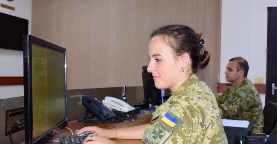 Міноборони: 15% військовослужбовців в Україні - жінки
