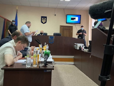 Медведчук рассказал о своих визитах в Донецк и Луганск с целью проведения обменов