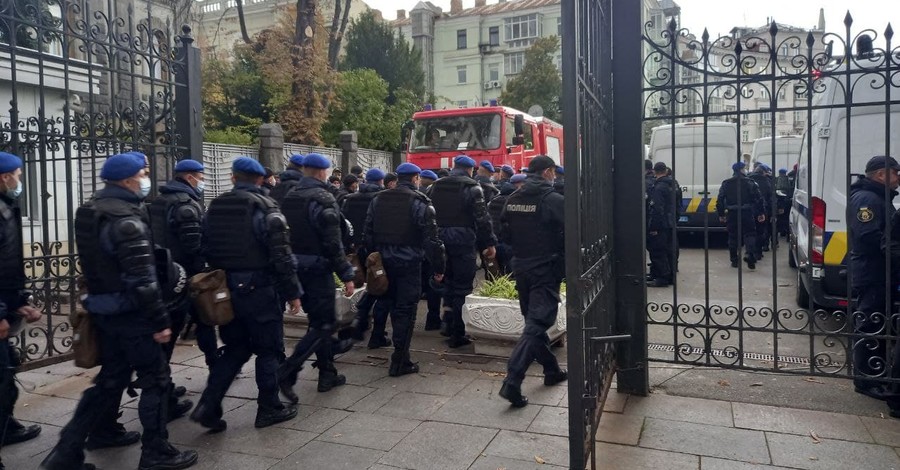 Поліція: Марш захисників в Києві пройшов без порушень