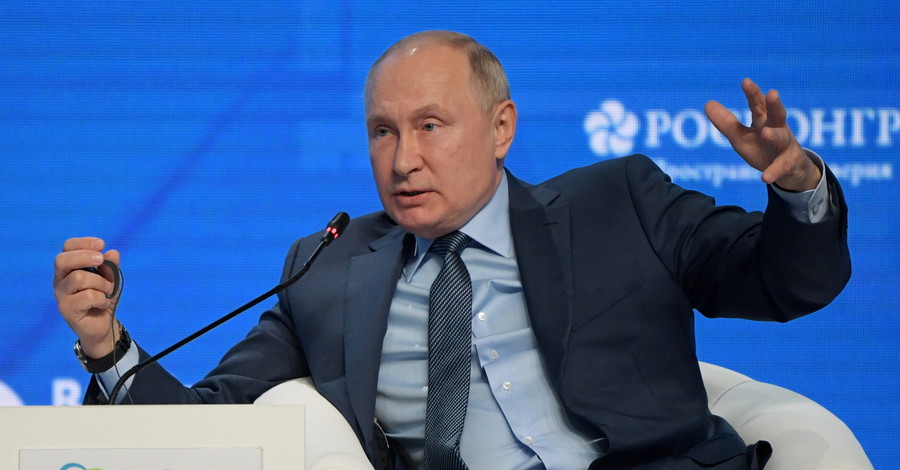 Путин заявил, что русский язык объединяет страны СНГ