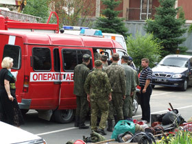 Донецкие спасатели отправились на Западную Украину 