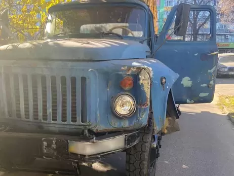 В Киеве пьяный водитель автокрана устроил ДТП. А после начал гонки по улицам столицы