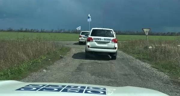 У Донецьку частково розблокували спостерігачів ОБСЄ