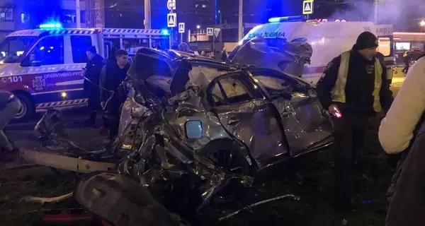 З'явилося відео смертельної аварії у Харкові: загиблий та троє постраждалих