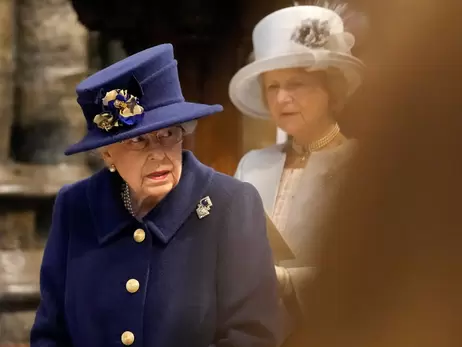 Королева Єлизавета вийшла в Zoom після чуток про хворобу