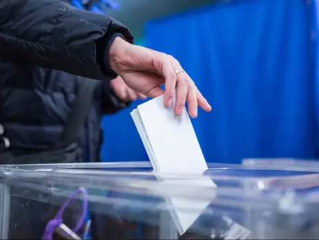 Явка избирателей на выборах мэра Харькова по состоянию на 13.00 составила менее 13%