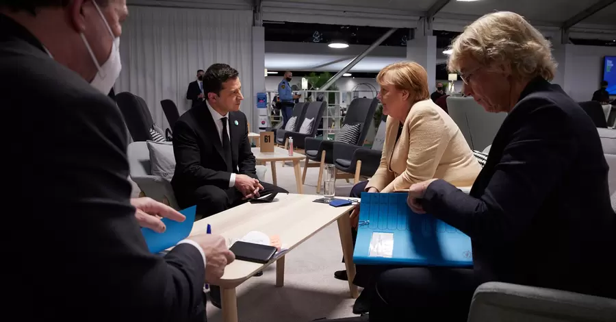 Меркель та Зеленський знову зустрілися: у Глазго обговорили не клімат, а Донбас