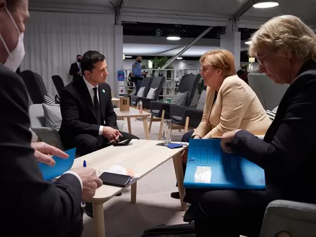 Меркель и Зеленский снова встретились: в Глазго обсудили не климат, а Донбасс