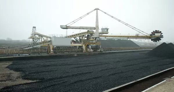 Україна зобов'язалася відмовитися від вугілля: що буде з шахтарями та цінами на електрику