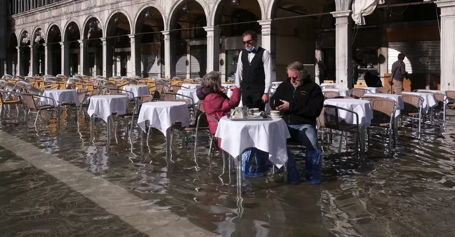 Венецию затопило после сильных ливней 