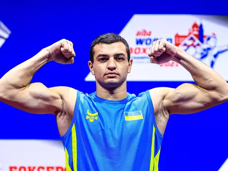 19-летний украинец стал чемпионом мира по боксу, одержав победу над россиянином