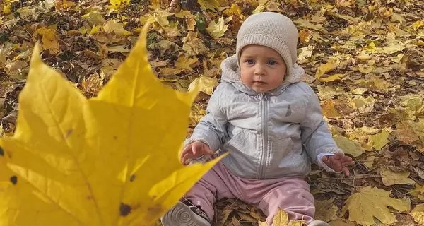 Світлана Тарабарова показала перші кроки своєї однорічної доньки