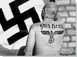 Нацистская символика попадает в Европу из Польши 