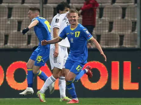 Украина побеждает Боснию 2:0 и еще поборется за выход на ЧМ-2022