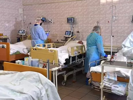 В Украине тяжелобольных смогут бесплатно лечить препаратами без регистрации