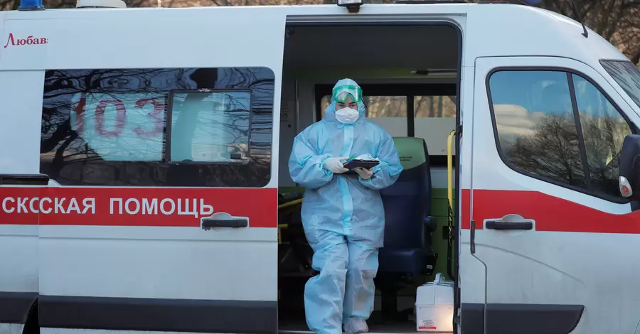 Коронавірус в Україні: 20 050 нових випадків та 725 смертей за добу