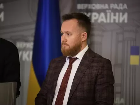 Депутат Камельчук снова поскандалил с охраной Рады из-за ПЦР-теста