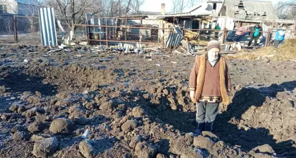 Обстрелы Невельского на Донбассе: в поселке осталось 13 человек, пожилых и больных