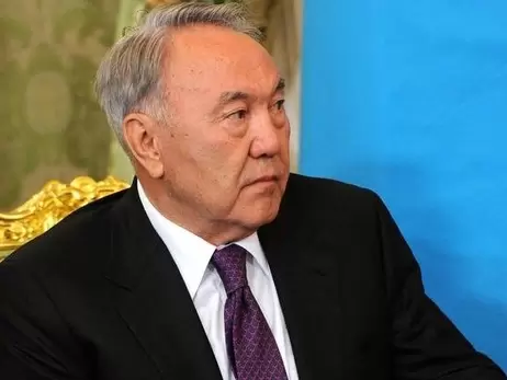 Нурсултан Назарбаєв склав із себе повноваження лідера головної партії Казахстану. Він очолював її 22 роки