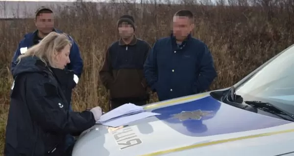 ЗМІ: У Львівській області депутат розбив два поліцейські авто