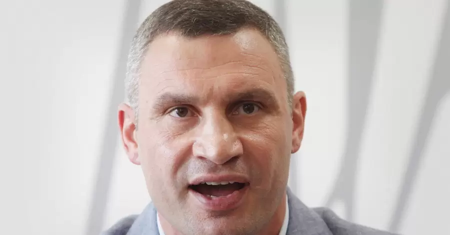 Эксперт: Поворозник убедил Кличко убрать из команды его «кошелька» Палатного
