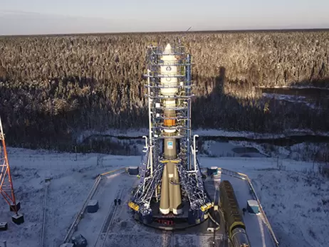 У Росії запустили ракету Союз із військовим супутником