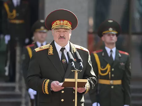 Лукашенко сомневается, что Россия нападет на Украину: Нас бы поставили в известность