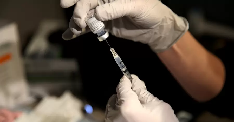 На Філіппінах через «Омікрон» за три дні вакцинують дев'ять мільйонів людей