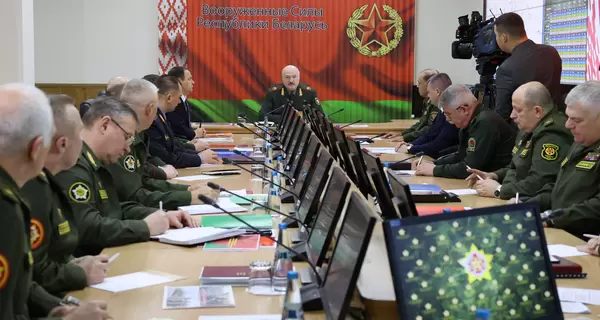 «Війнушка» від Лукашенка: що стоїть за його погрозами Україні