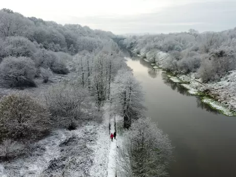Зима прийшла: У перший день грудня пів України накриють снігопади