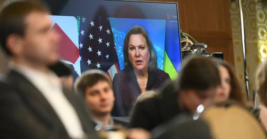 Виктория Нуланд призвала Россию и Украину заключить на Донбассе 