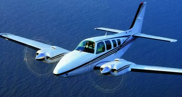 У Сальвадорі розбився літак, на якому знаходився син голови Міноборони