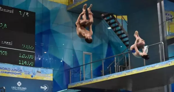 У Києві стартував юнацький чемпіонат світу зі стрибків у воду