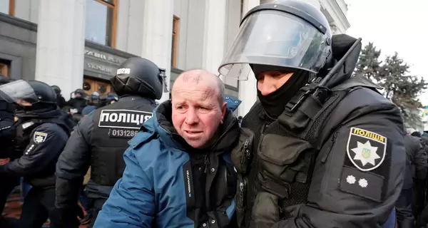 Гучно починається, тихо закінчується: як в Україні відбуваються державні перевороти