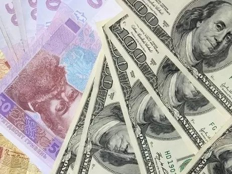 Курс валют на 7 декабря, вторник: доллар и евро заметно подросли