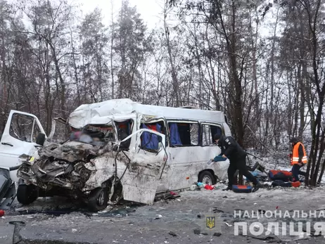 Поліція затримала водія вантажівки, причетного до смертельної ДТП під Черніговом