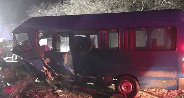 Смертельное ДТП под Тернополем: водитель и пассажир маршрутки умерли в больнице