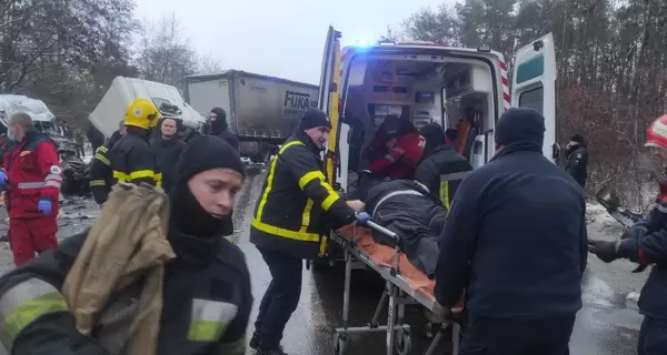 Чернігівський суд відправив під варту водія вантажівки, яка влаштувала ДТП із 13 загиблими