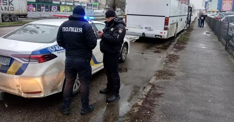 В Одессе задержали нетрезвого водителя автобуса, который вез пассажиров