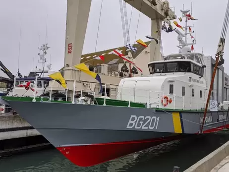 Во Франции на воду спустили первый катер морской охраны, построенный для украинских пограничников