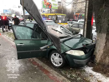 У мережі з'явилося відео ДТП у Луцьку, коли 16-річний водій на швидкості збив людей на переході