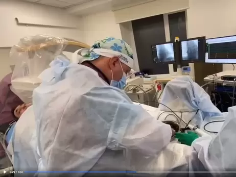 Во Львове врачи впервые заморозили сердце пациента во время операции