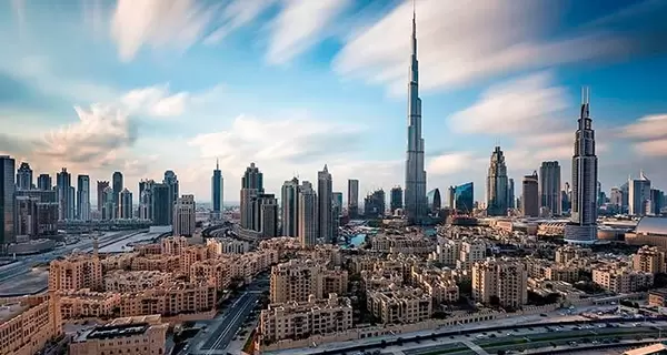 ОАЕ офіційно запровадили в країні скорочений робочий тиждень